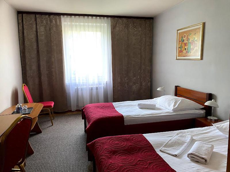 Obiekt "Czarny Rycerz" Aparthotel Jastrzebie Zdroj Exterior photo